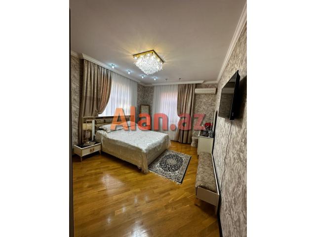 Şüvəlanda bağ evi satılır