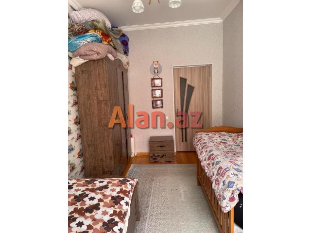 Bilgəhdə həyət evi satilir