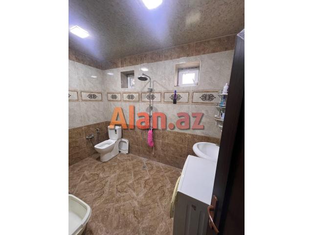 Bilgəhdə həyət evi satılır