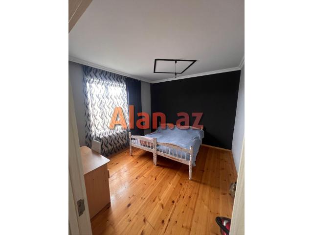 Bilgəhdə həyət evi satılır