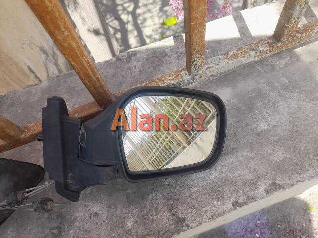 Avtomobil güzgüleri