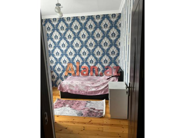 Zabratda həyət evi satılır