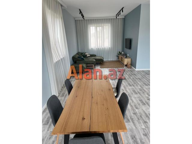 Albalılıqda həyət evi satılır