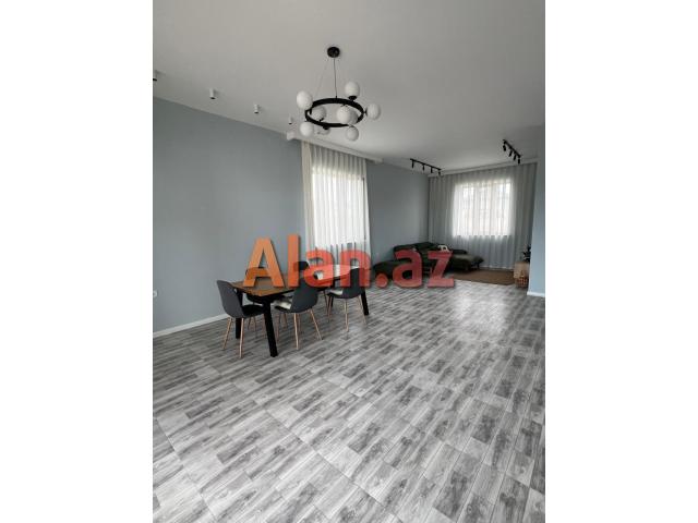 Albalılıqda həyət evi satılır