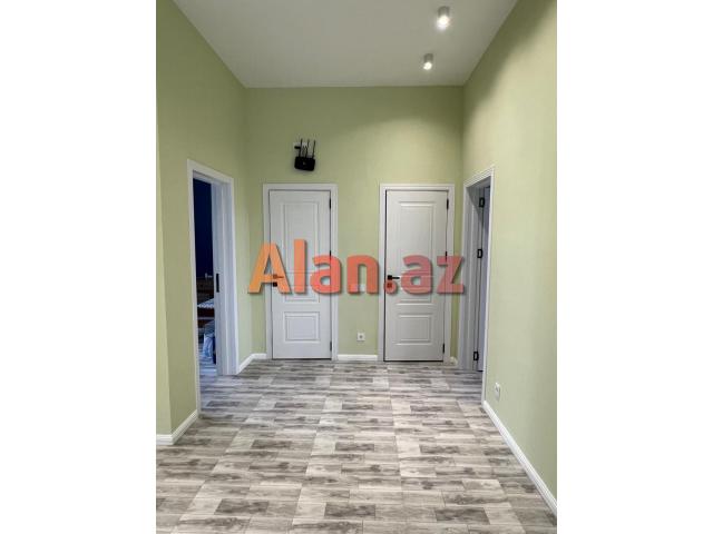 Albalılıqda həyət evi satılır