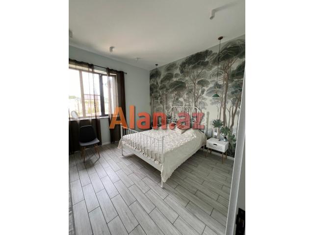 Albalılıqda həyət evi satılır