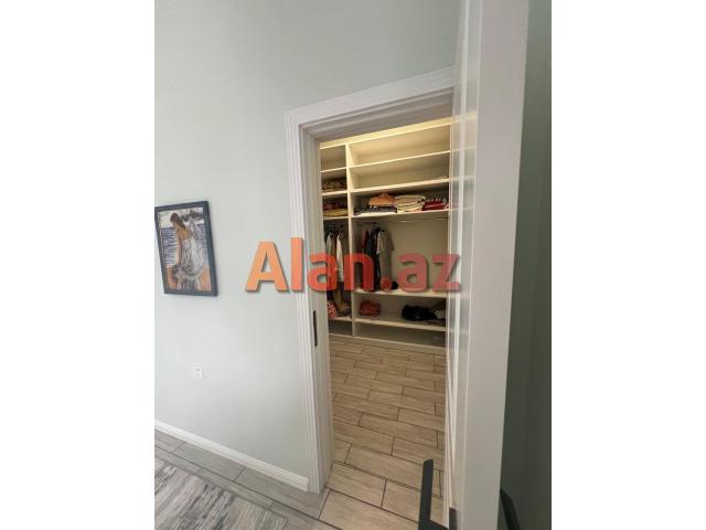 Albalılıqda həyət evi satılır
