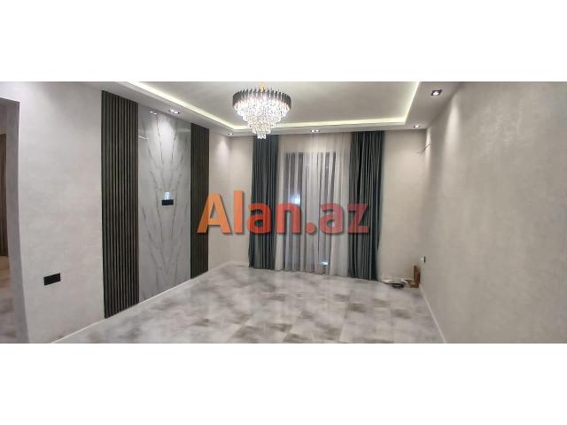 Şüvəlanda həyət evi satılır
