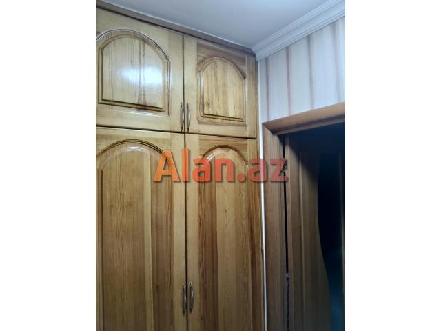 Mərdəkanda Bina evi 2 otaqli menzil 3 cu mertebe