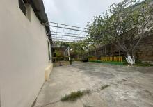 Şüvəlanda bağ evi satılır