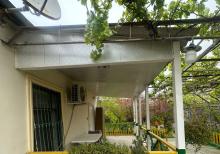 Şüvəlanda bağ evi satılır