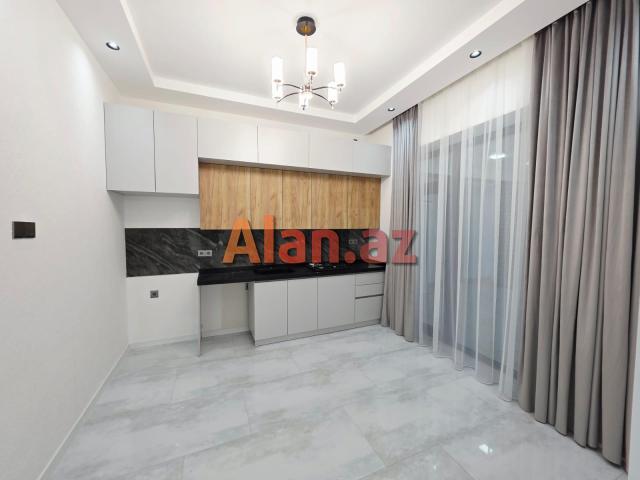 Mərdəkanda  bağ evi satılır
