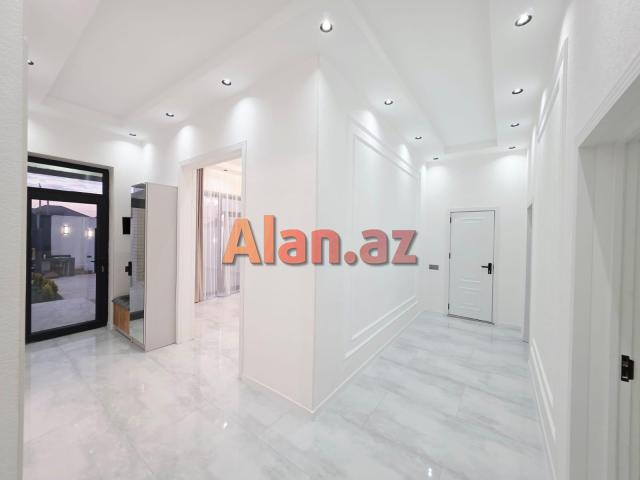 Mərdəkanda  bağ evi satılır