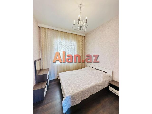 Şüvəlanda bağ evi satılır