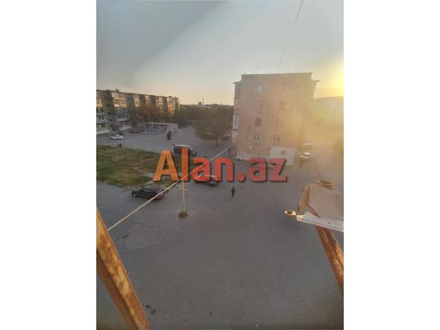 Bakı, Hövsan mərkəzində 2 otaqlı mənzil satılır