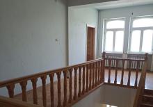 8ci mik 3 mertebeli 12 otaqli villa icareye verilir