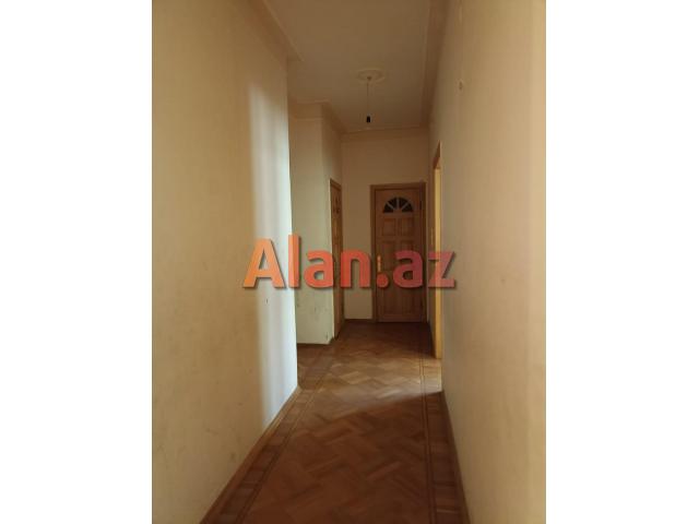 8ci mik 3 mertebeli 12 otaqli villa icareye verilir