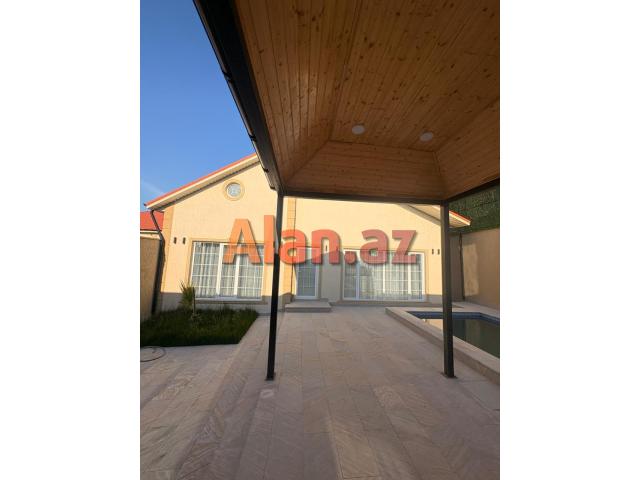 Şüvəlanda bağ evi satılır