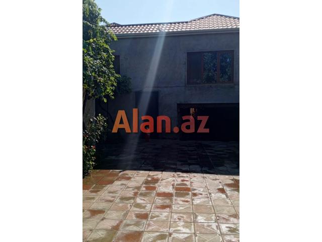 Buzovnada bağ evi satılır
