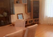 Buzovnada bağ evi satılır