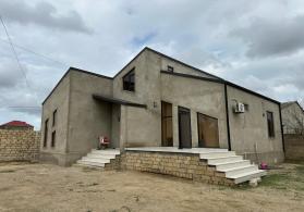 Maştağada həyət evi satılır