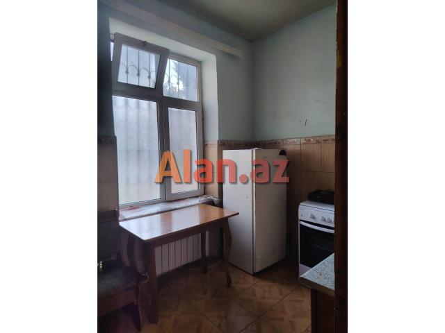 Azadliq pr 4 de 2 otaqli menzil satilir