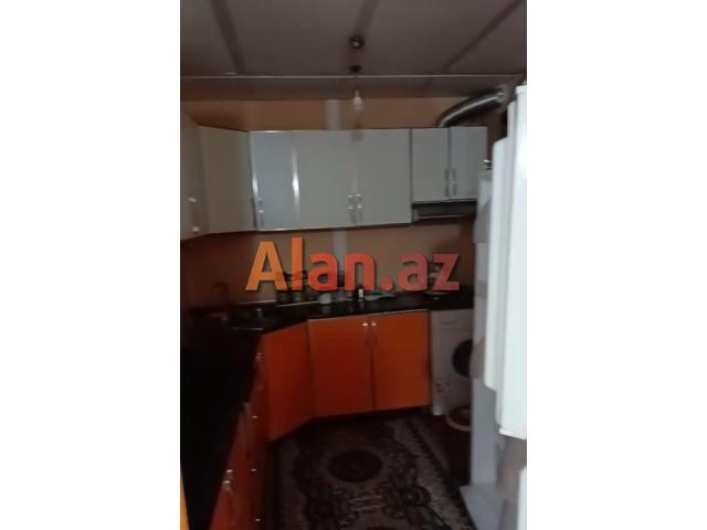 Ismayillinin Buynuz kendinde 4 otaqli heyet evi satilir