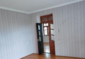 Mərdəkanda  bağ evi satılır
