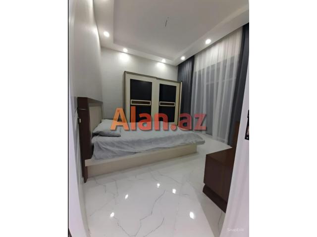 Mərdəkanda villa satılır