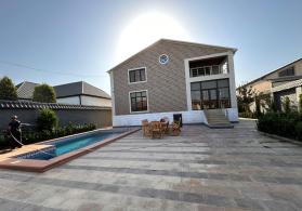 Şüvəlanda bağ evi satılır