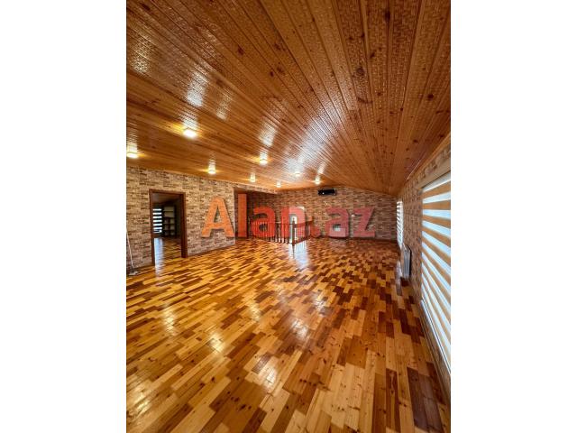 Şüvəlanda bağ evi satılır