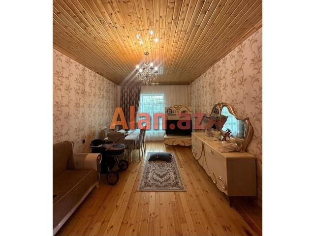 Qalada həyət evi
