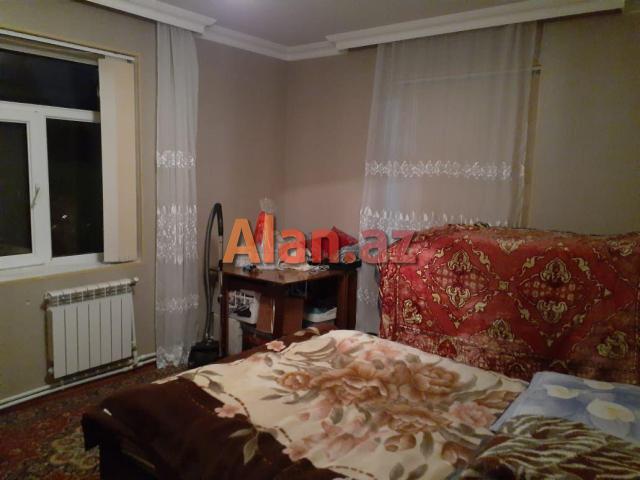 Buzovnada Albalılıqda ev satılır