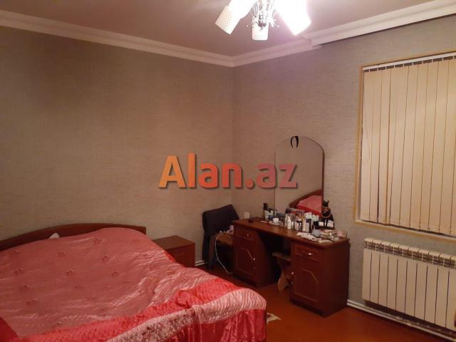 Buzovnada Albalılıqda ev satılır