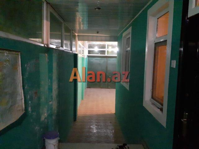 Buzovnada Albalılıqda ev satılır