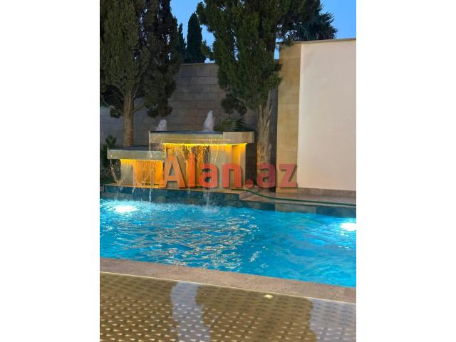 Mərdəkanda villa satılır