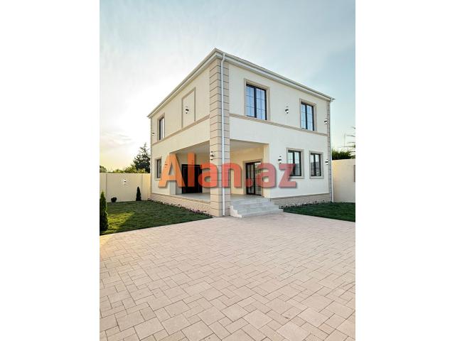 Mərdəkanda villa satılır
