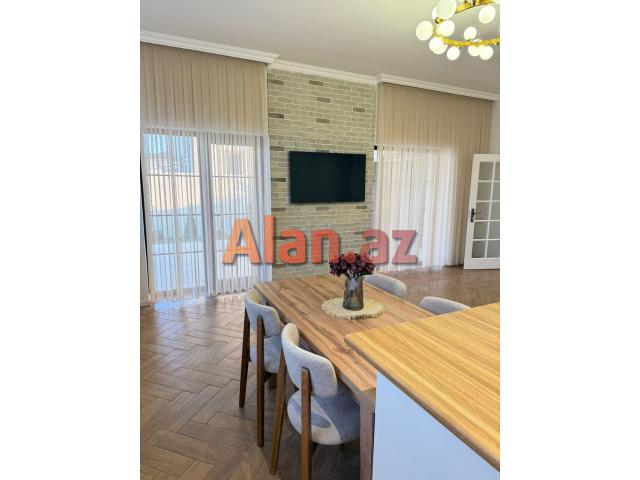 Mərdəkanda villa satılır