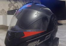 Moto debilqe kaska