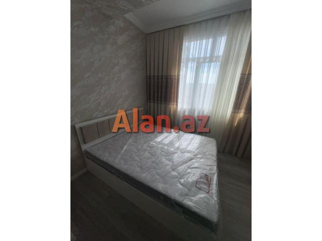 Yeni  tikili