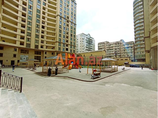 28 May, Yaşıl Bazara yaxın 2 otaqlı tam əşyalı mənzil