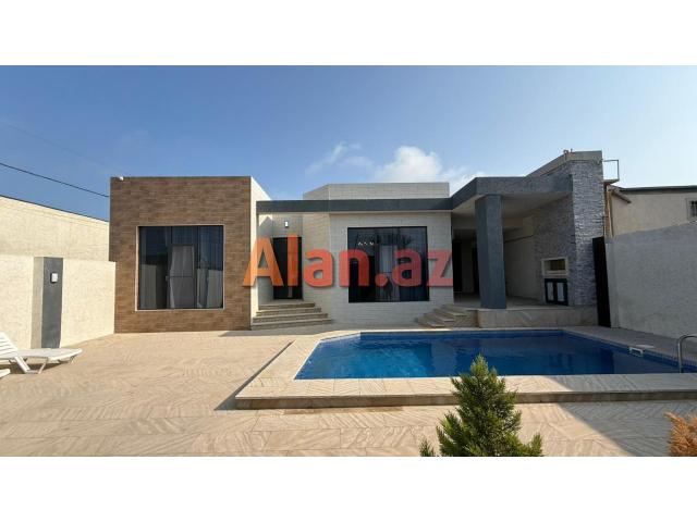 Mərdəkanda villa satılır