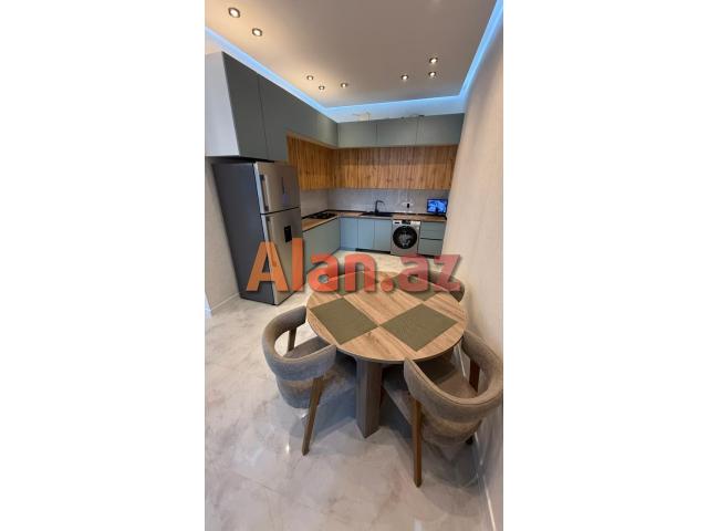 Mərdəkanda villa satılır