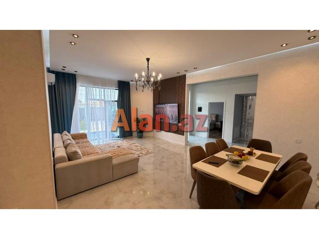 Mərdəkanda villa satılır