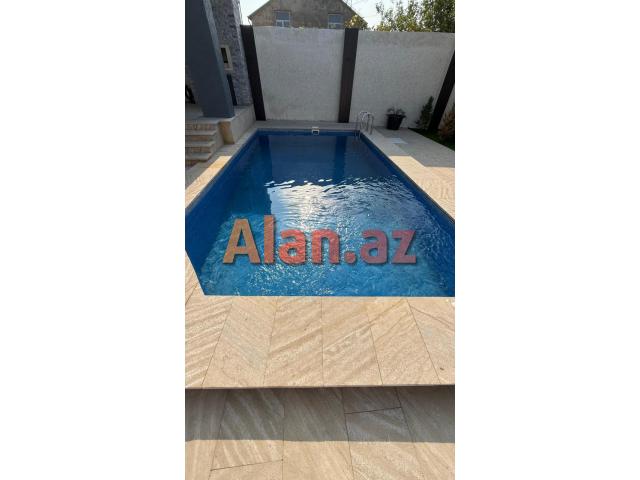 Mərdəkanda villa satılır