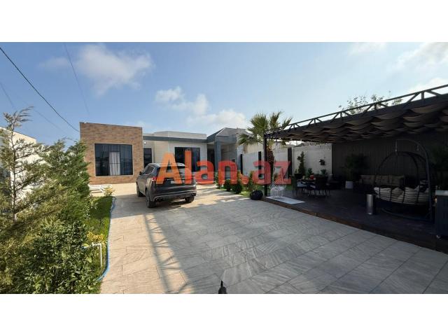 Mərdəkanda villa satılır