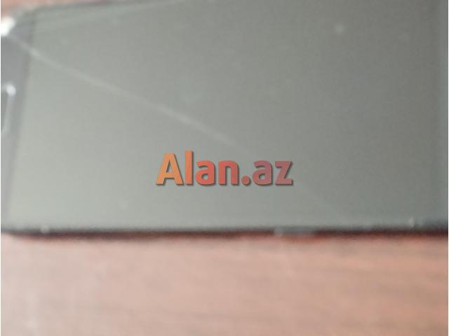 Samsung A5 2017 ekranı ehtiyyat hissə orijinaldir