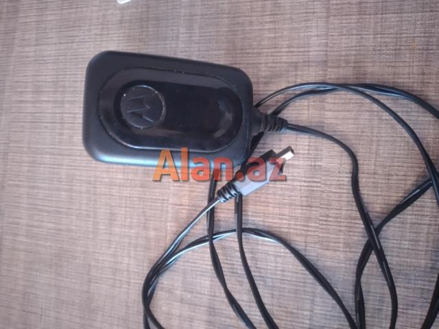 Motorola V3 orijinal adapteri