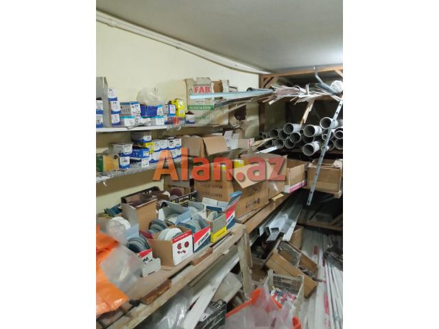Xırdavat tikinti materialları mağazası satılır