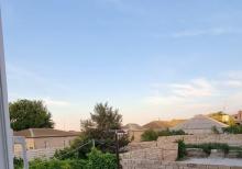 Buzovnada həyət evi satılır